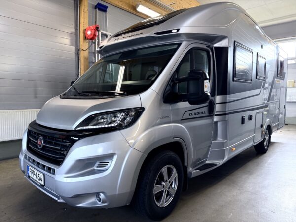 Adria Matrix Supreme 670 SL